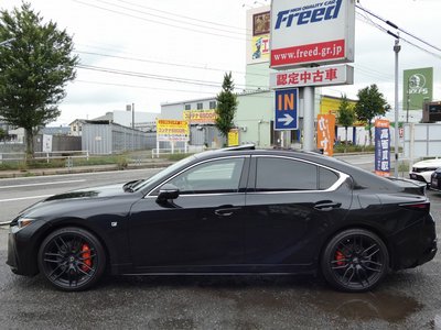 صورة 6 لـ 2021 Lexus IS