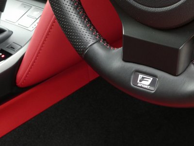 2021 Lexus IS — миниатюра 57