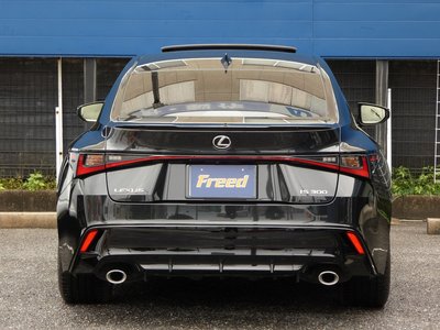 صورة 5 لـ 2021 Lexus IS