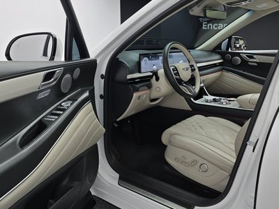 2023 Genesis GV80 photo 10