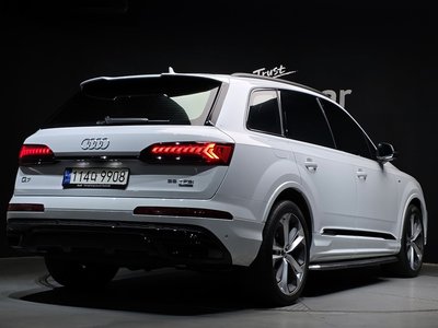 AUDI Q7 - 3
