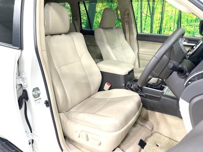 TOYOTA LAND CRUISER PRADO - 8