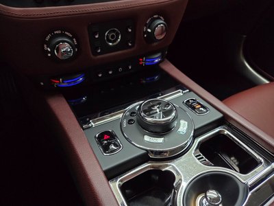 ROLLS-ROYCE WRAITH - 9