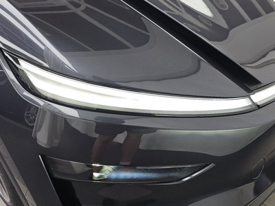TESLA MODEL Y - 9
