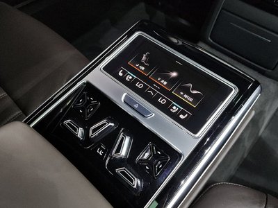 صورة مصغرة 34 لـ 2021 AUDI A8