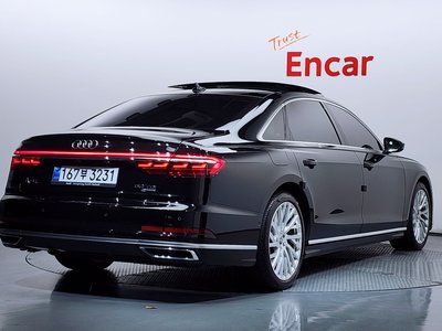 2021 AUDI A8 photo 3