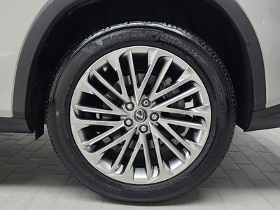 صورة 8 لـ 2022 Lexus RX