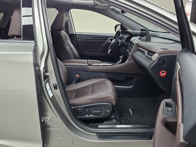2022 Lexus RX thumbnail 16