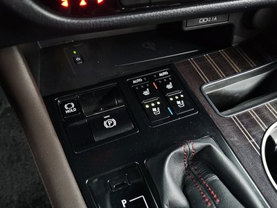 2022 Lexus RX thumbnail 26