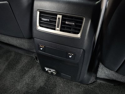 2022 Lexus RX thumbnail 32