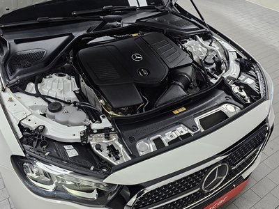 MERCEDES-BENZ E-CLASS - 7