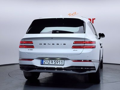 GENESIS GV80 - 3