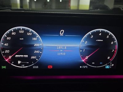 MERCEDES-BENZ GLE - 10