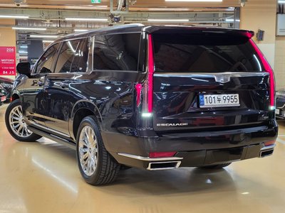 CADILLAC ESCALADE 5TH GENERATION - 4