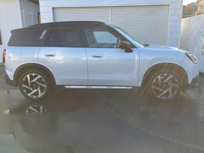 MINI MINI COUNTRYMAN - 10