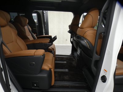 TOYOTA VELLFIRE - 9