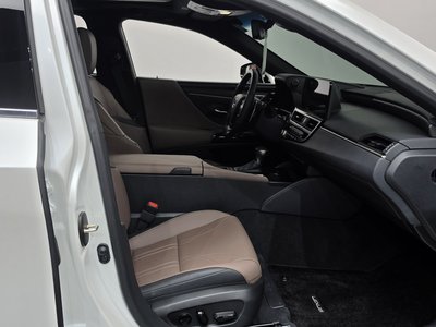 2024 Lexus ES 缩略图 16