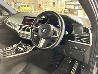 2022 BMW X7 — миниатюра 14