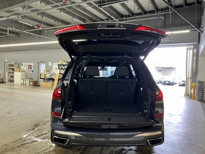 2022 BMW X7 — миниатюра 17