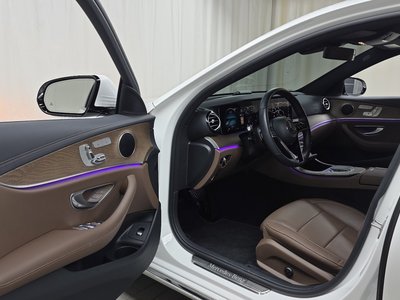 MERCEDES-BENZ E-CLASS - 10