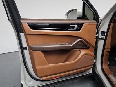 صورة مصغرة 14 لـ 2021 Porsche CAYENNE