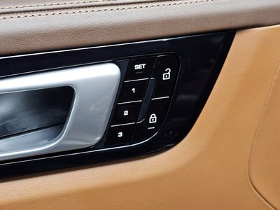 صورة مصغرة 30 لـ 2021 Porsche CAYENNE