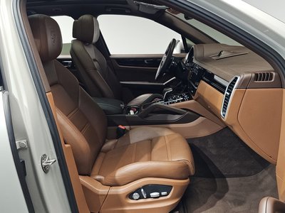 صورة مصغرة 16 لـ 2021 Porsche CAYENNE