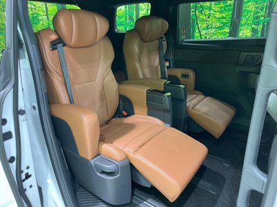 TOYOTA VELLFIRE - 9