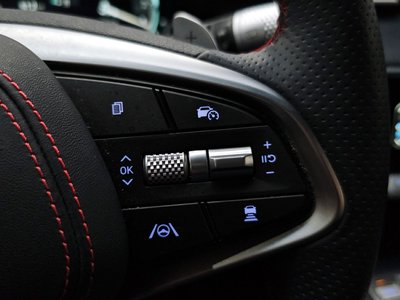 2023 Genesis GV70 thumbnail 33