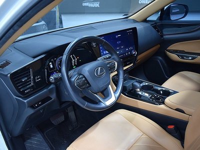 2023 Lexus NX — фото 4