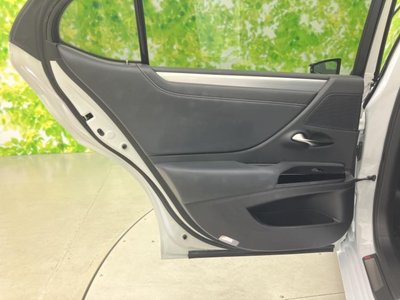 2023 Lexus ES 缩略图 22