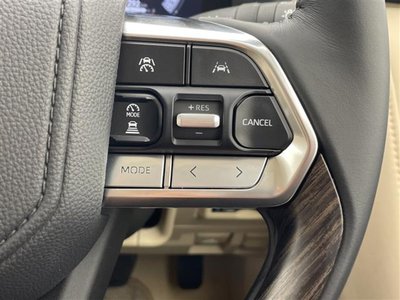 TOYOTA LAND CRUISER 300 - 9