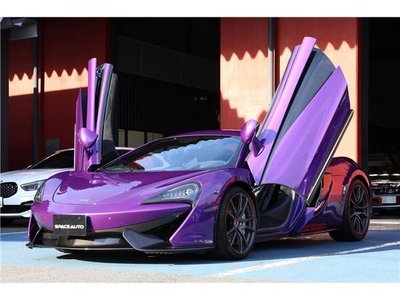 صورة 2 لـ 2017 Mclaren MCLAREN
