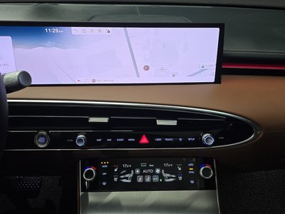 2024 Genesis GV70 — миниатюра 14