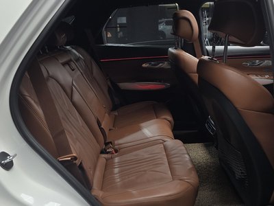 2024 Genesis GV70 — миниатюра 12