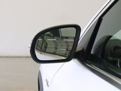 صورة 6 لـ 2023 Mercedes-BENZ GLA