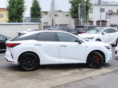 صورة 6 لـ 2025 Lexus RX