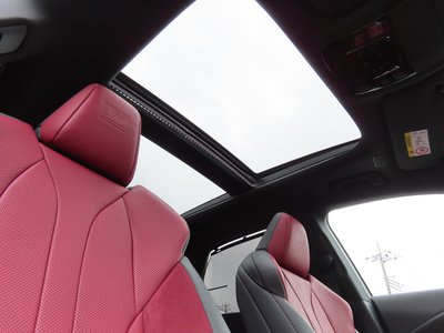 2025 Lexus RX thumbnail 18