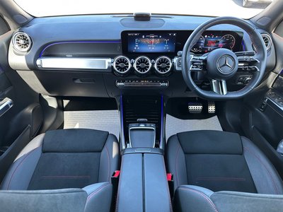 MERCEDES-BENZ GLB - 2