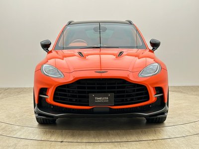 ASTON MARTIN DBX - 2