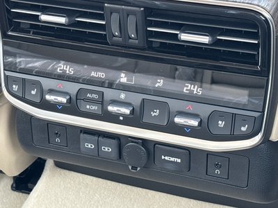 2025 Toyota LAND CRUISER 300 — миниатюра 71