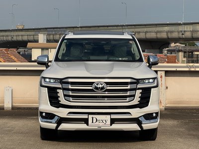 2025 Toyota LAND CRUISER 300 — миниатюра 18