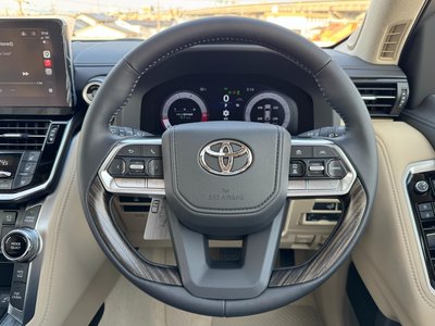 2025 Toyota LAND CRUISER 300 — миниатюра 58