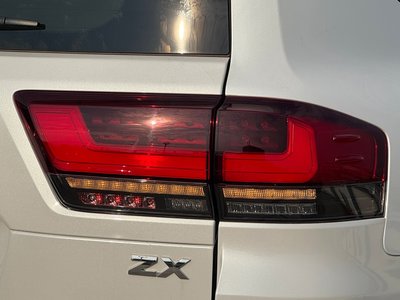 2025 Toyota LAND CRUISER 300 — миниатюра 35