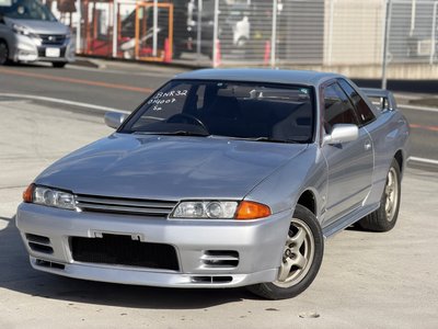 NISSAN SKYLINE GT-R - 2