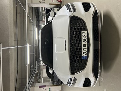 صورة 2 لـ 2025 Genesis GV70