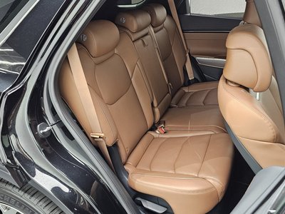 2023 Genesis GV70 — миниатюра 16