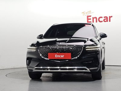 صورة 3 لـ 2023 Genesis GV70
