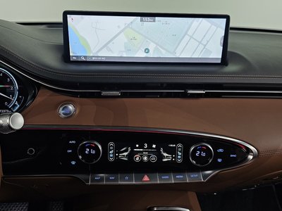 2023 Genesis GV70 — миниатюра 20