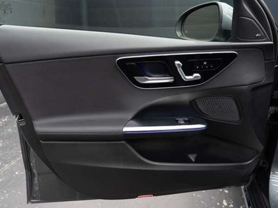 2023 Mercedes-BENZ C-CLASS thumbnail 38